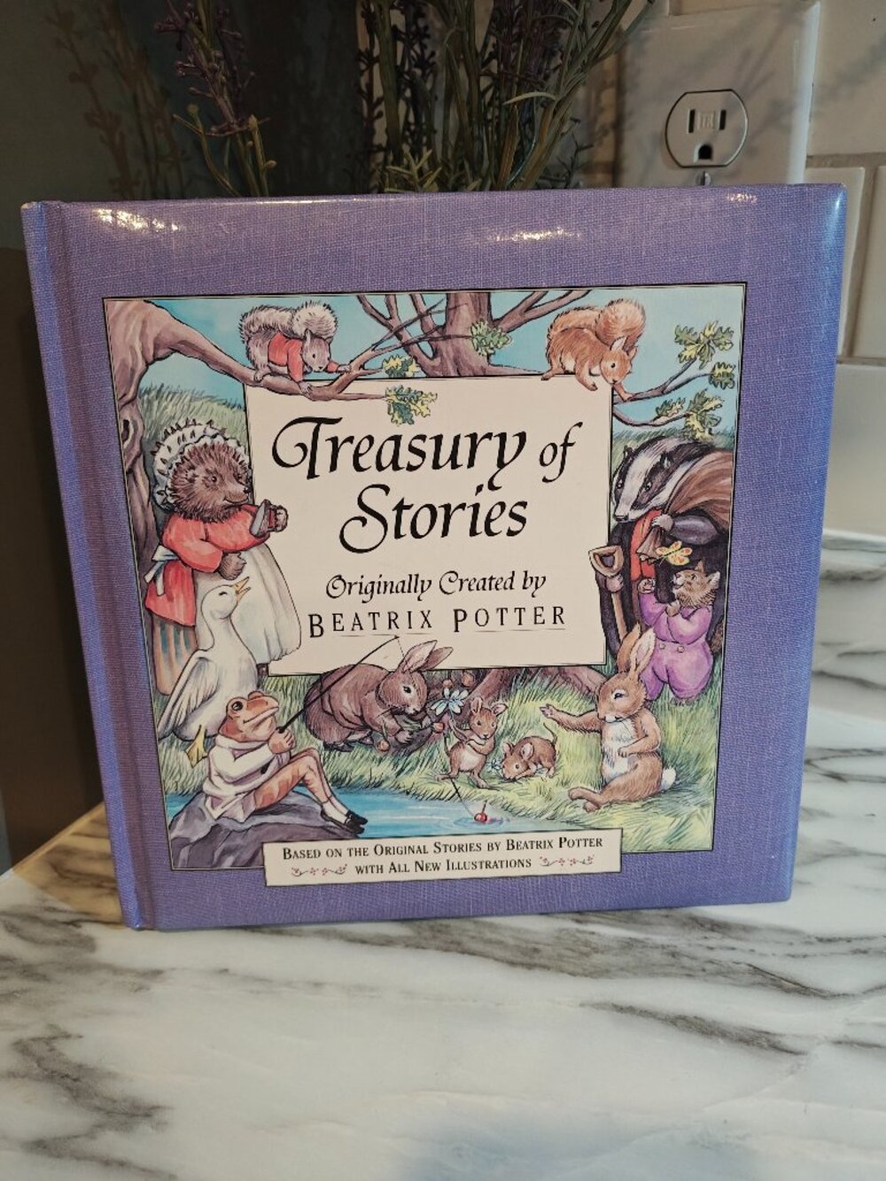 Vintage Beatrix Potter Treasury of Stories Padded Hardcover Purple Gold Gilded
